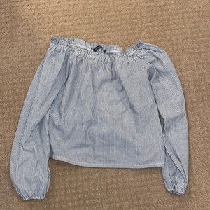 Brandy Melville off the shoulder shirt